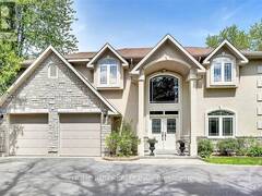 3 WINDING WAY Ottawa Ontario, K2C 3H1