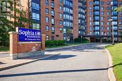 415 - 80 SANDCASTLE DRIVE N | Ottawa Ontario | Slide Image Two