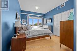 410 - 330 TITAN PRIVATE | Ottawa Ontario | Slide Image Eight