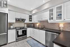 21 FIELDBERRY PRIVATE | Ottawa Ontario | Slide Image Eleven