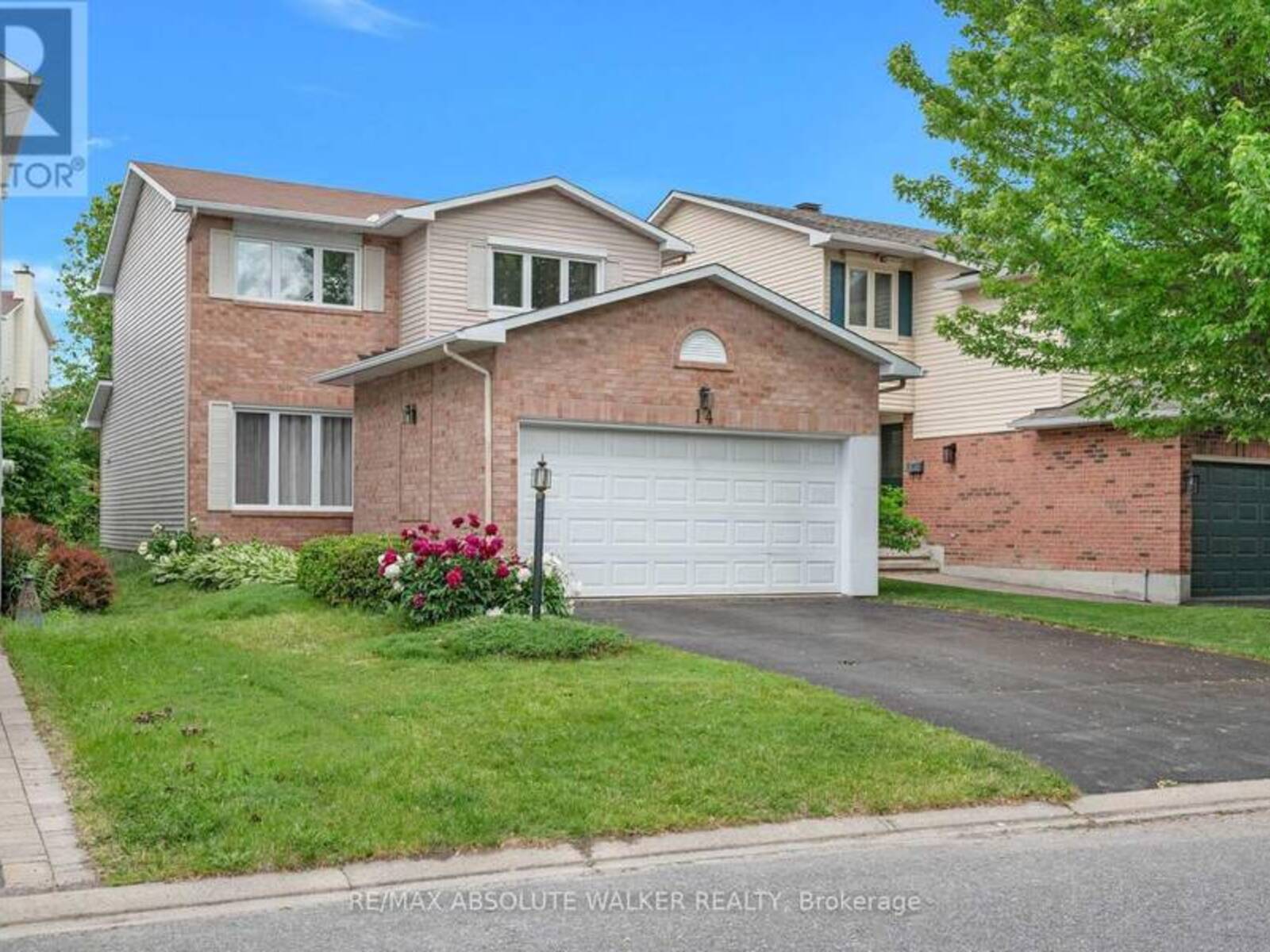 14 INWOOD DRIVE, Ottawa, Ontario K2M 1Z5