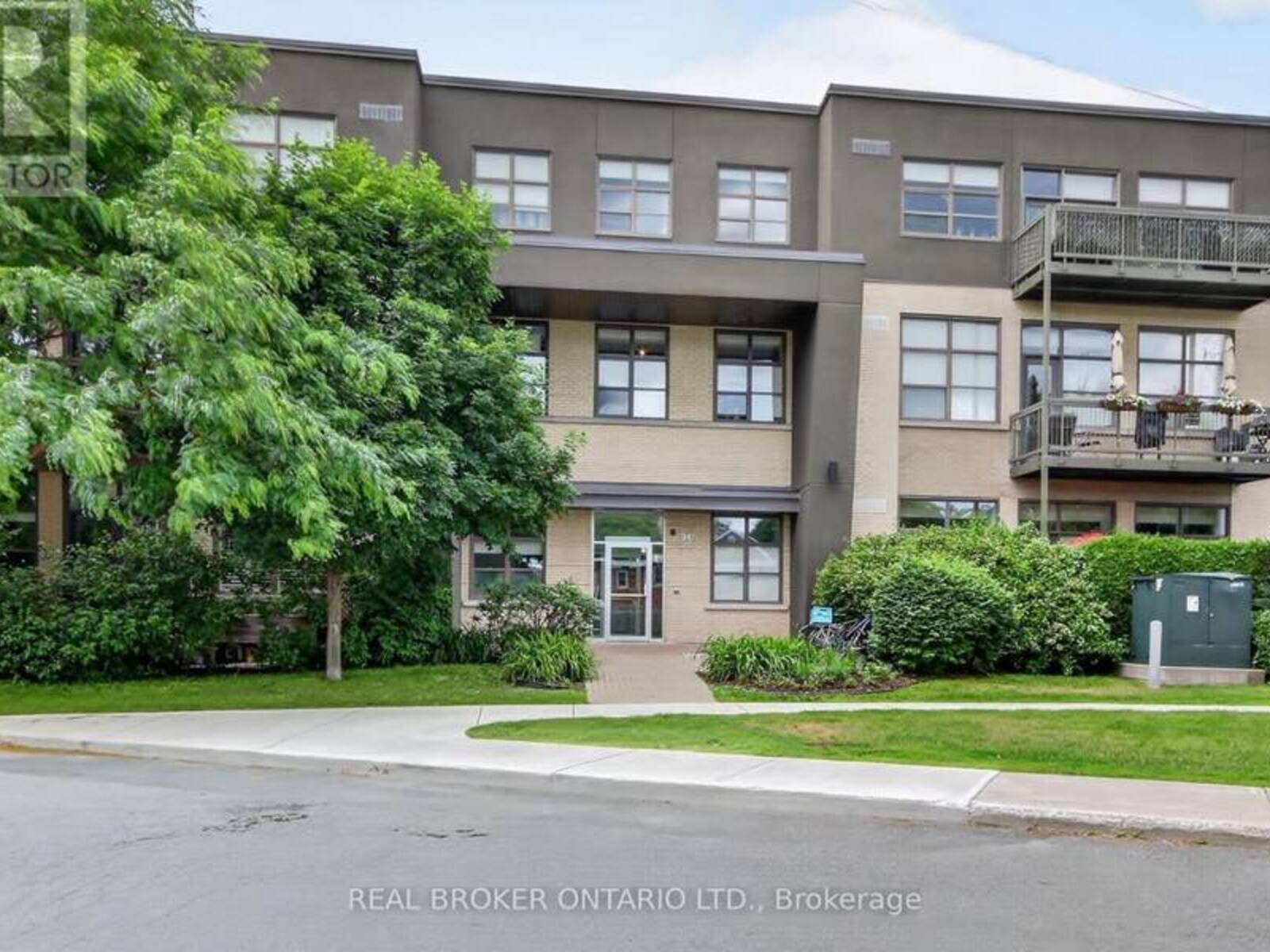 207 - 345 ST DENIS STREET, Ottawa, Ontario K1L 5J1