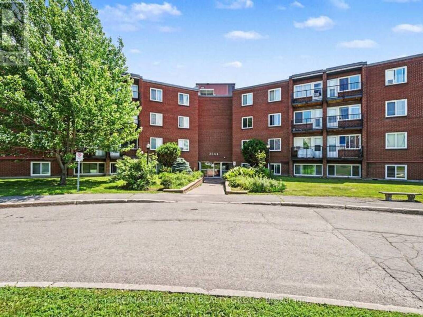 106A - 2044 ARROWSMITH DRIVE, Ottawa, Ontario K1J 7V8