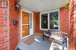 11 AVONHURST AVENUE | Ottawa Ontario | Slide Image Three