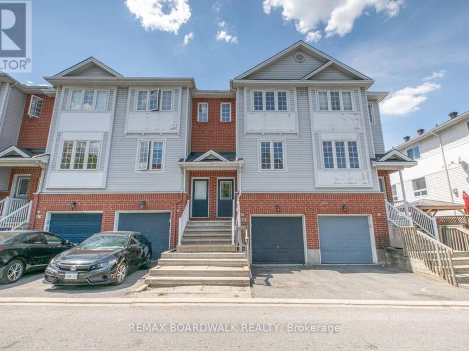 112 WHARHOL PRIVATE, Ottawa, Ontario K2H 1G6