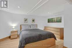 64 DELAWARE AVENUE S | Ottawa Ontario | Slide Image Eight