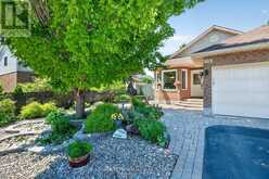 569 PRINCESS LOUISE DRIVE | Ottawa Ontario | Slide Image Two