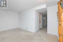 250 GERSHWIN PRIVATE | Ottawa Ontario | Slide Image Seventeen