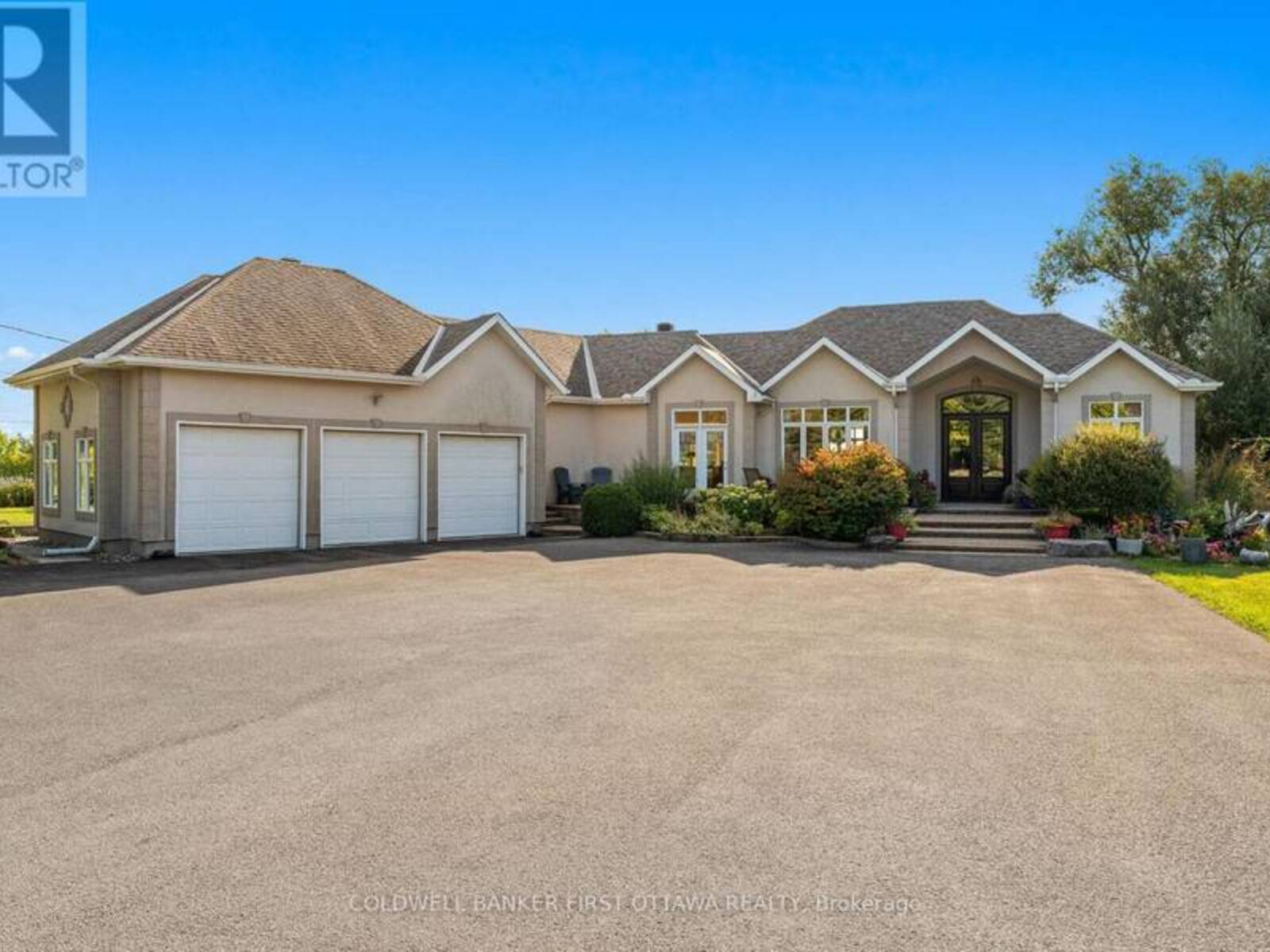 358 RIVER ROAD, Ottawa, Ontario K1V 1R8