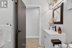19 TODD DRIVE | Ottawa Ontario | Slide Image Thirty-three