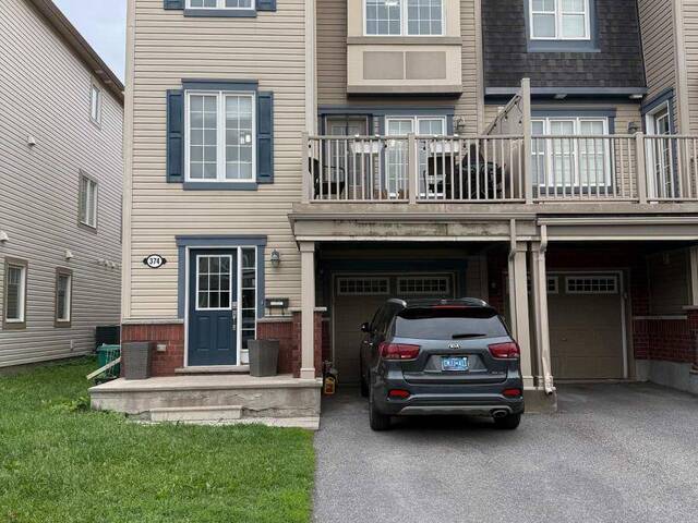 374 SWEET GRASS CIRCLE Ottawa Ontario, K2J 5W9 - 3 Bedrooms Home For Sale