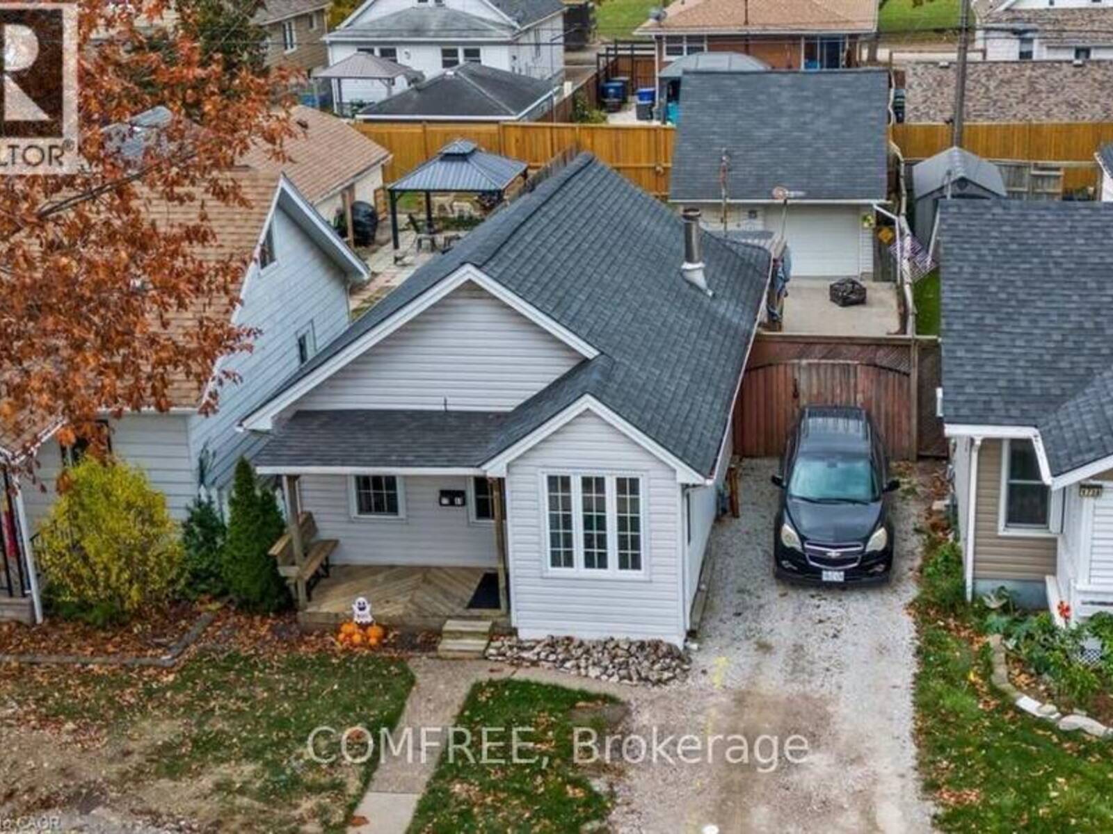 1743 ST LUKE ROAD, Windsor, Ontario N8Y 3N7