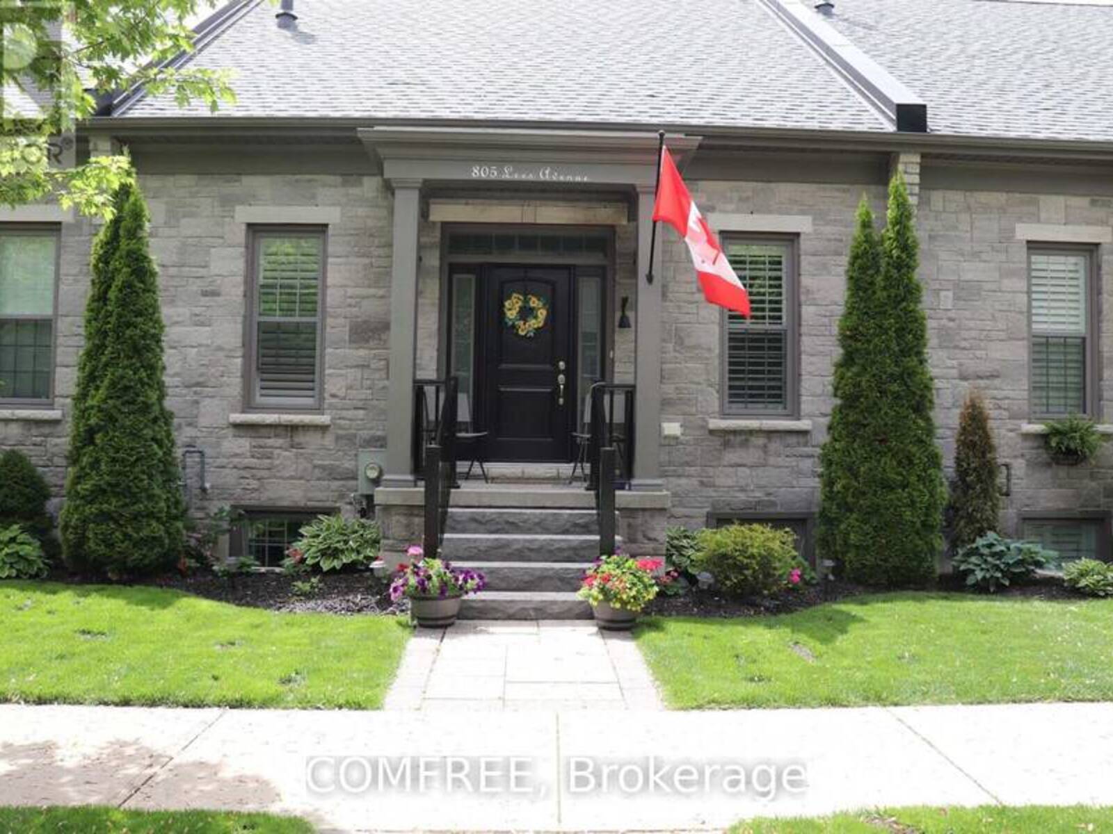 805 LEES AVENUE, Cobourg, Ontario K9A 0G4