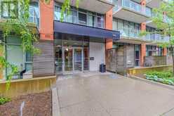 845 - 340 MCLEOD STREET | Ottawa Ontario | Slide Image Three