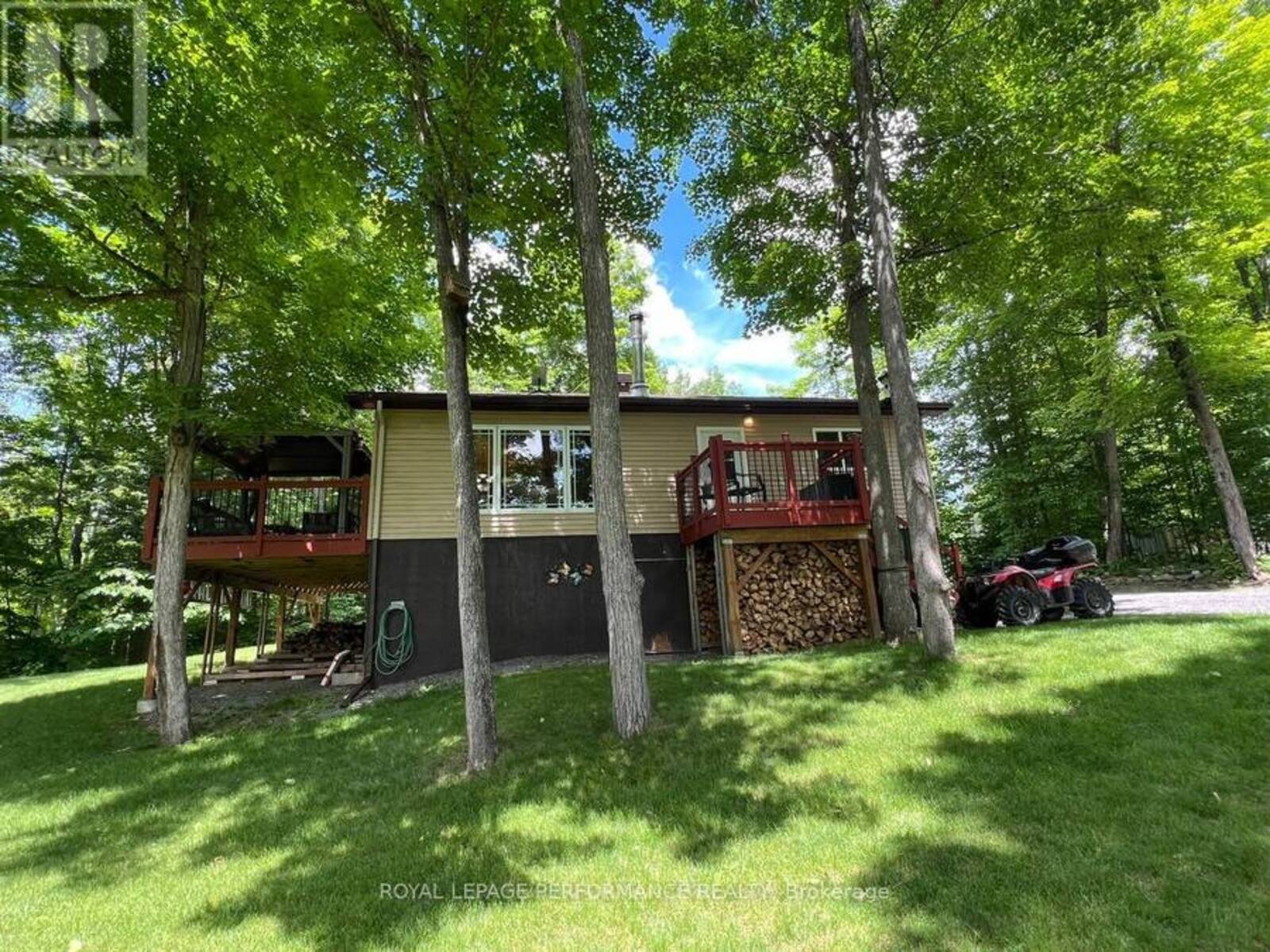 253 LACOURSE LANE, Lanark Highlands, Ontario K0A 3L0