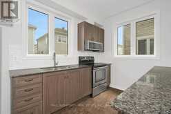 305 LAMARCHE AVENUE | Ottawa Ontario | Slide Image Nine