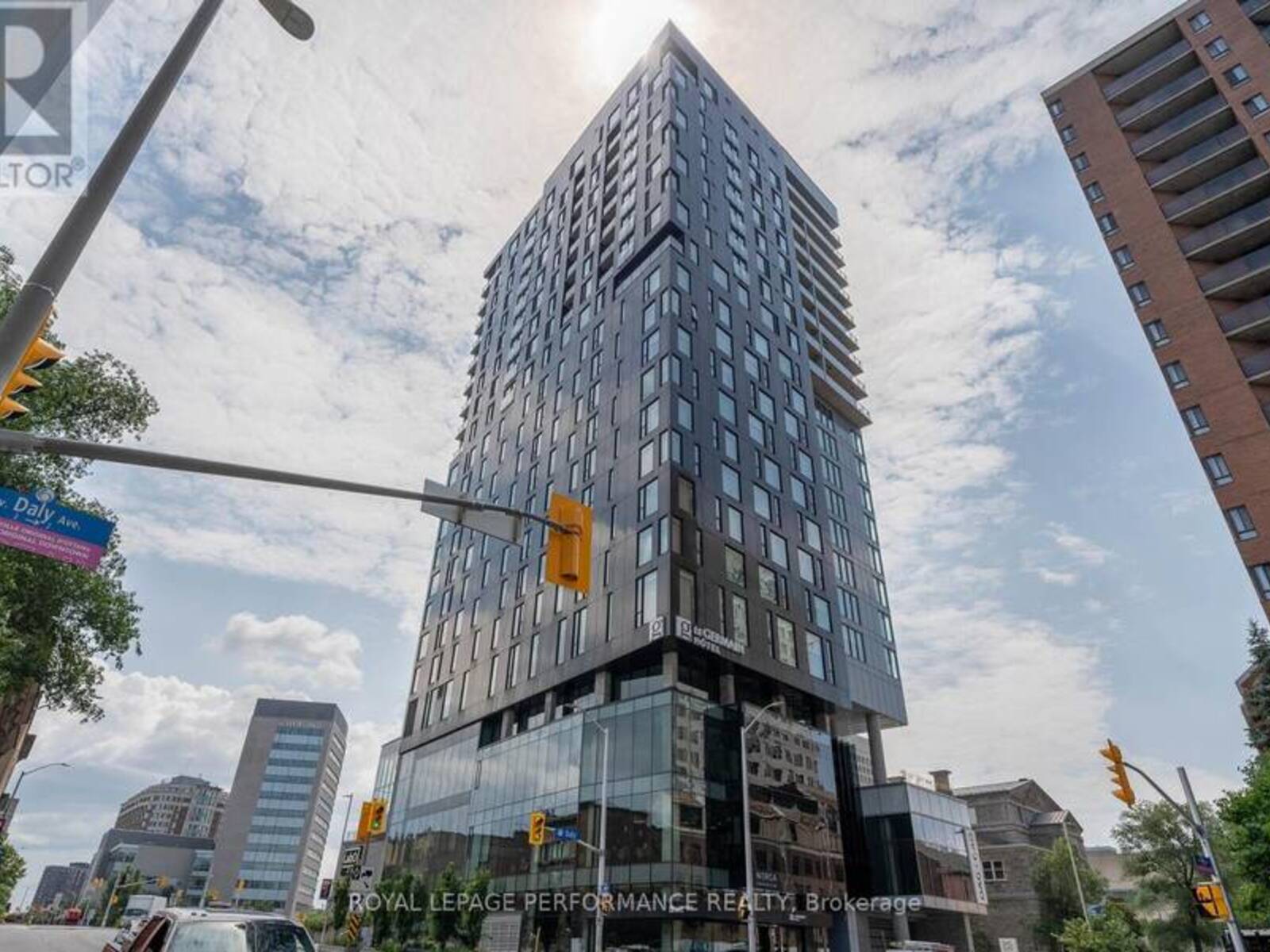 1810 - 20 DALY AVENUE, Ottawa, Ontario K1N 0C6
