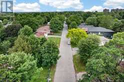 305 MOUNTBATTEN AVENUE | Ottawa Ontario | Slide Image Sixteen