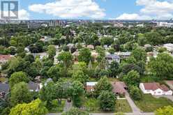 305 MOUNTBATTEN AVENUE | Ottawa Ontario | Slide Image Six