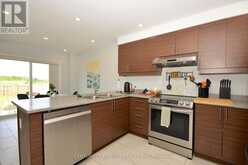 114 UNITY PLACE | Ottawa Ontario | Slide Image Nine