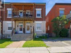 181 GOULBURN AVENUE Ottawa Ontario, K1N 8E3