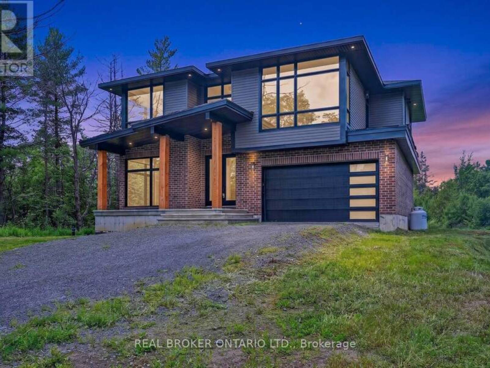 2068 RICHMOND ROAD, Smiths Falls, Ontario K7A 4S7