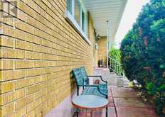 77 MEADOWLANDS DRIVE | Ottawa Ontario | Slide Image Seven