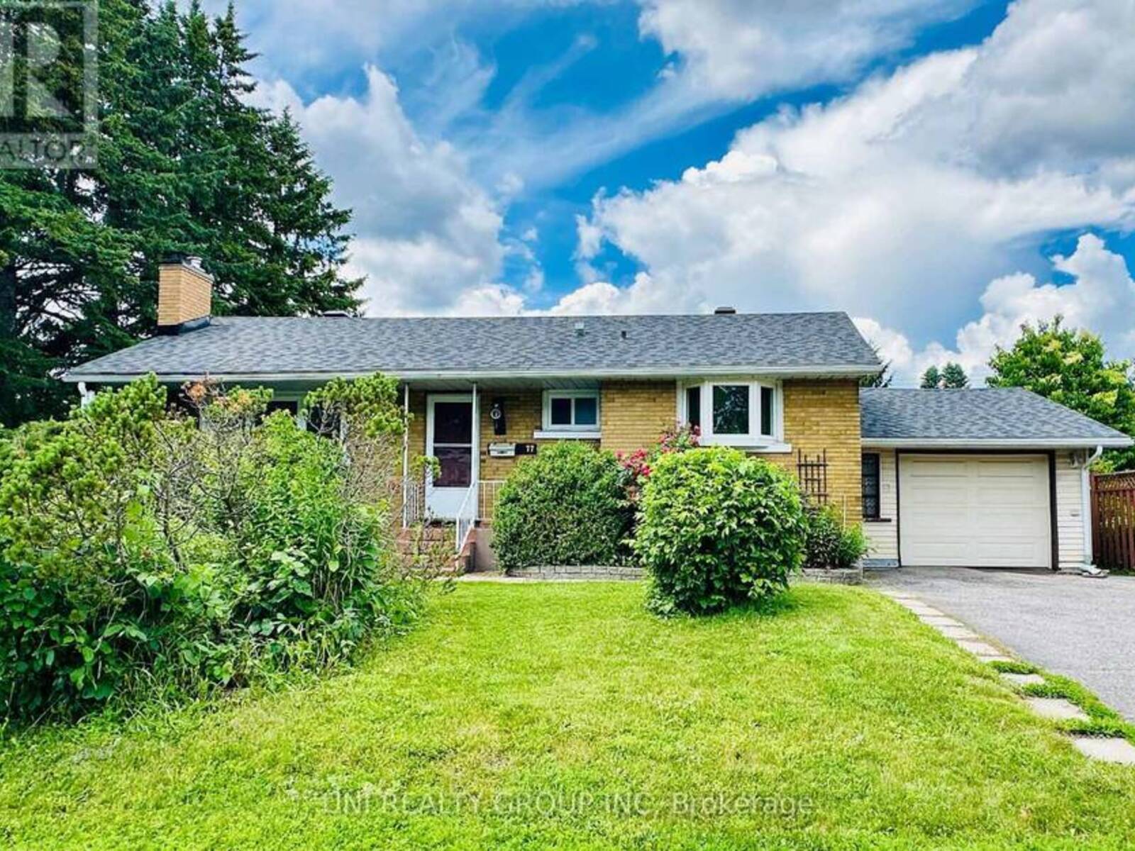 77 MEADOWLANDS DRIVE, Ottawa, Ontario K2G 2R9