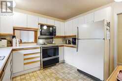 2061 FAIRBANKS AVENUE | Ottawa Ontario | Slide Image Twelve