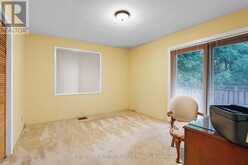 2061 FAIRBANKS AVENUE | Ottawa Ontario | Slide Image Seventeen