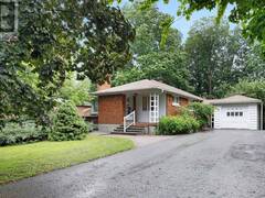 2061 FAIRBANKS AVENUE Ottawa Ontario, K1H 5Y9