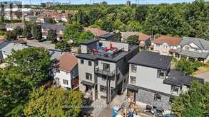 A/B - 22 INVERKIP AVENUE | Ottawa Ontario | Slide Image Forty