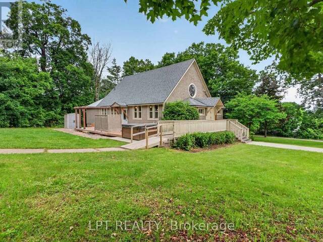 26 CHARBONNEAU STREET McNab-Braeside Ontario, K0A 1G0 - 3 Bedrooms Home For Sale