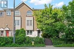 91 THORNBURY CRESCENT | Ottawa Ontario | Slide Image Thirty-eight