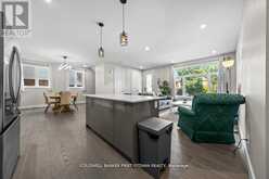 A & B - 25 PENNARD WAY | Ottawa Ontario | Slide Image Ten