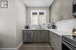 A & B - 25 PENNARD WAY | Ottawa Ontario | Slide Image Twelve