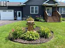 165 BRISTOW DRIVE | Smiths Falls Ontario | Slide Image Four