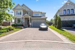 580 PINAWA CIRCLE | Ottawa Ontario | Slide Image Two