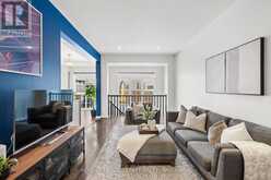 102 LOCHNAW PRIVATE | Ottawa Ontario | Slide Image Ten