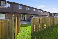127 - 3116 STOCKTON DRIVE | Ottawa Ontario | Slide Image Twenty-three