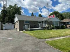 20 ELIZABETH DRIVE Iroquois Ontario, K0E 1K0