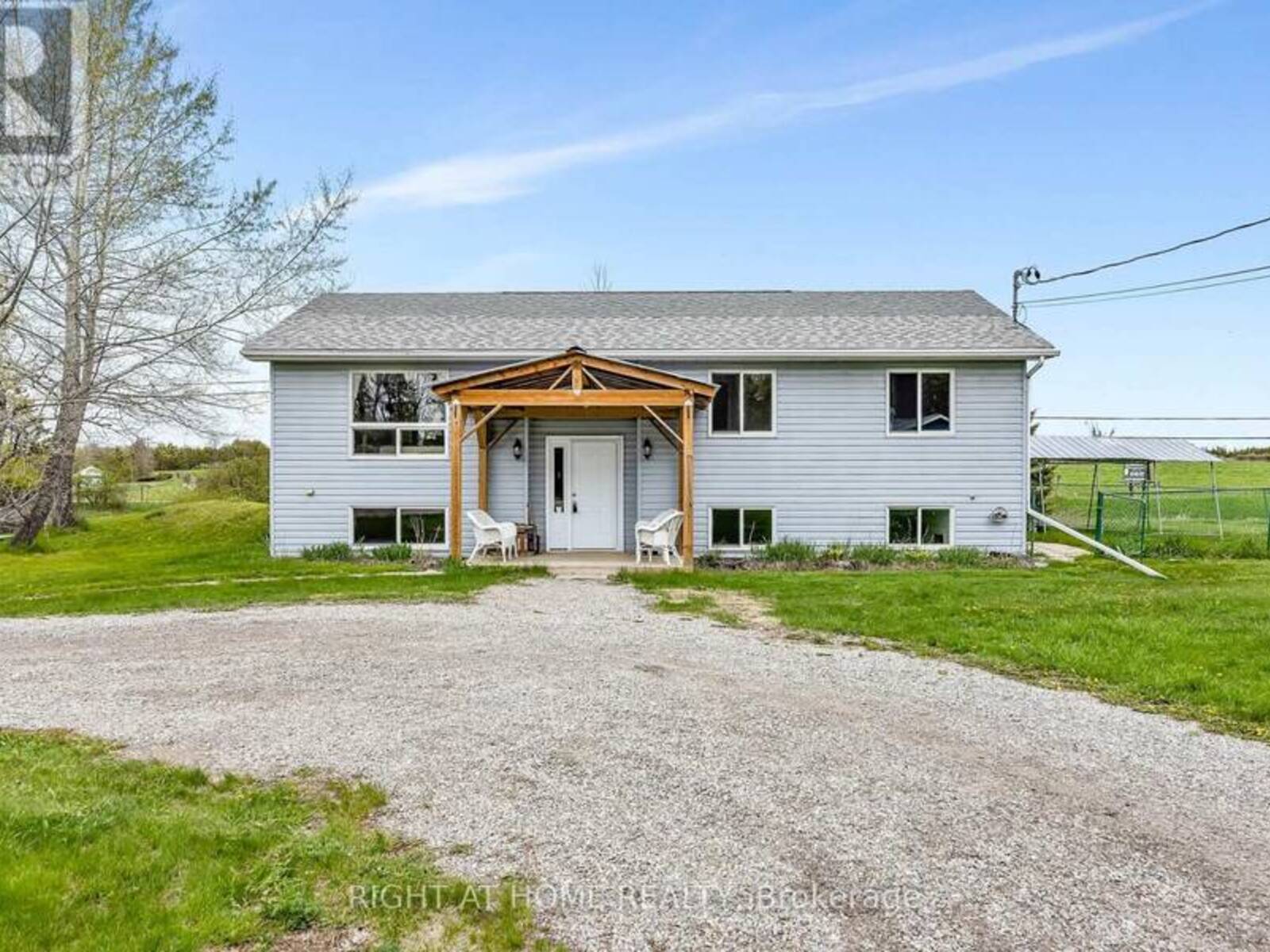 637 TOWNLINE ROAD, Smiths Falls, Ontario K7A 4S5