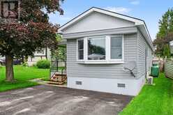 10 SADDLE AVENUE | Smiths Falls Ontario | Slide Image Two