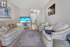 7 WESTPOINTE CRESCENT | Ottawa Ontario | Slide Image Ten