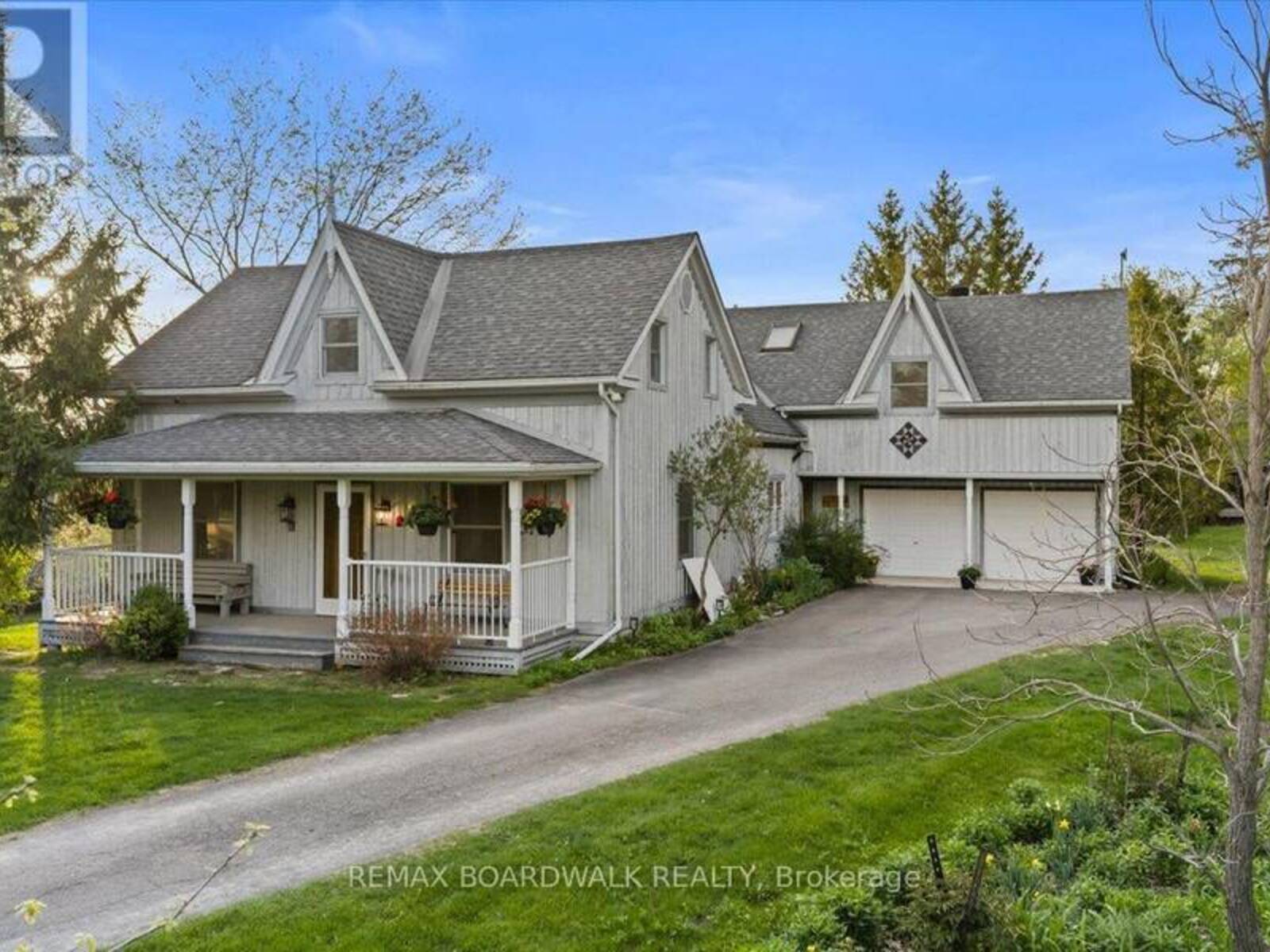2464 SCRIVENS DRIVE, Ottawa, Ontario K0A 2P0