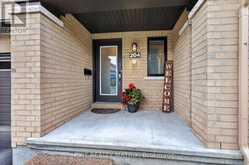 204 BALTIC PRIVATE | Ottawa Ontario | Slide Image Two
