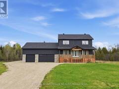447 CHURCHILL ROAD Smiths Falls Ontario, K7A 4S4