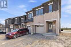 2964 PETER MATTHEWS DRIVE | Pickering Ontario | Slide Image Three