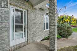 84 LALANDE CRESCENT | Alfred and Plantagenet Ontario | Slide Image Two