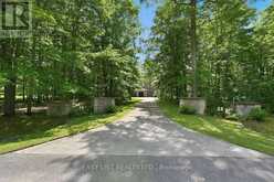 28 MARCHBROOK CIRCLE | Ottawa Ontario | Slide Image Two